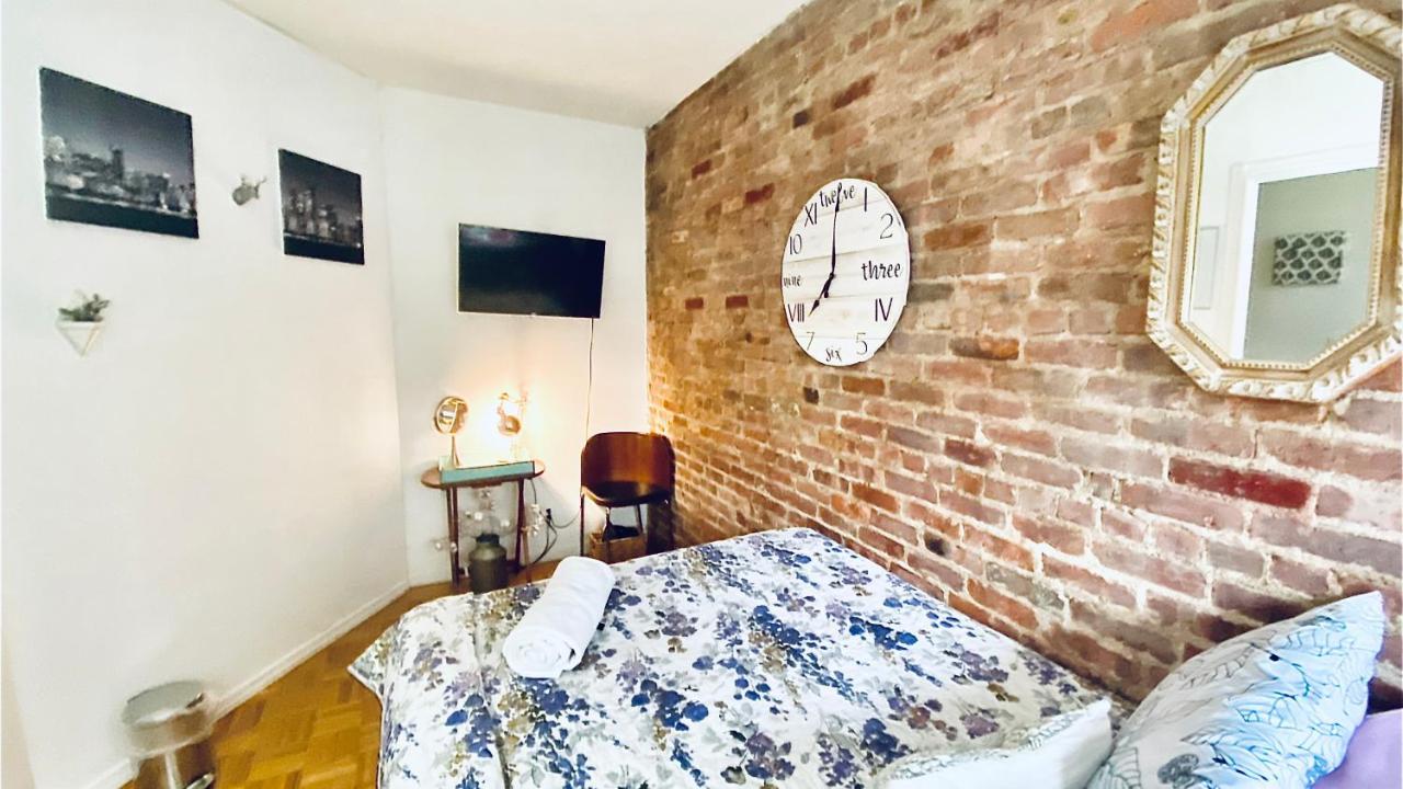 Times Square Manhattan - Private Room In 2 Bedroom Apartment نيو يورك المظهر الخارجي الصورة